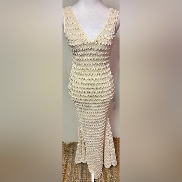 Altar’d State Maxi Dress with Mermaid Style Cut and Textured Ivory Color 
Small - Picture 4 of 7